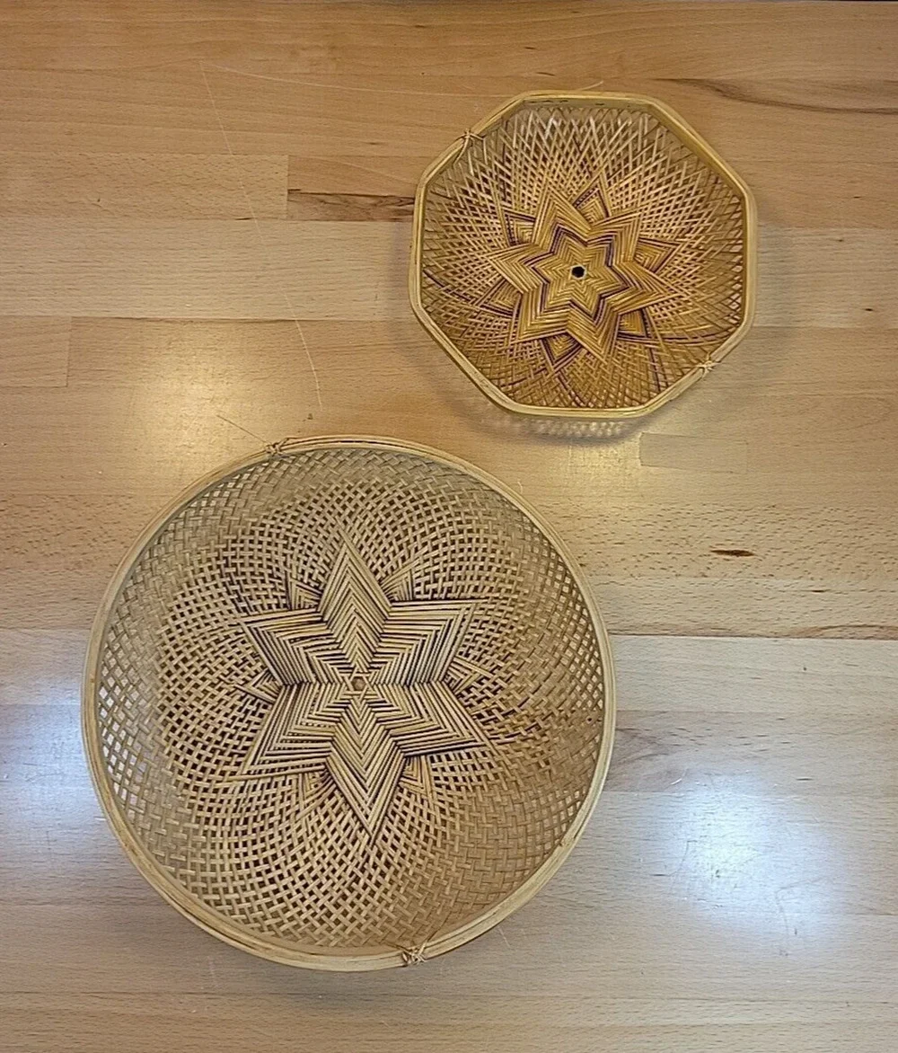 Vintage Pair Shallow Round Baskets Rattan Star Wall Hanging Boho 10” & 7.25”